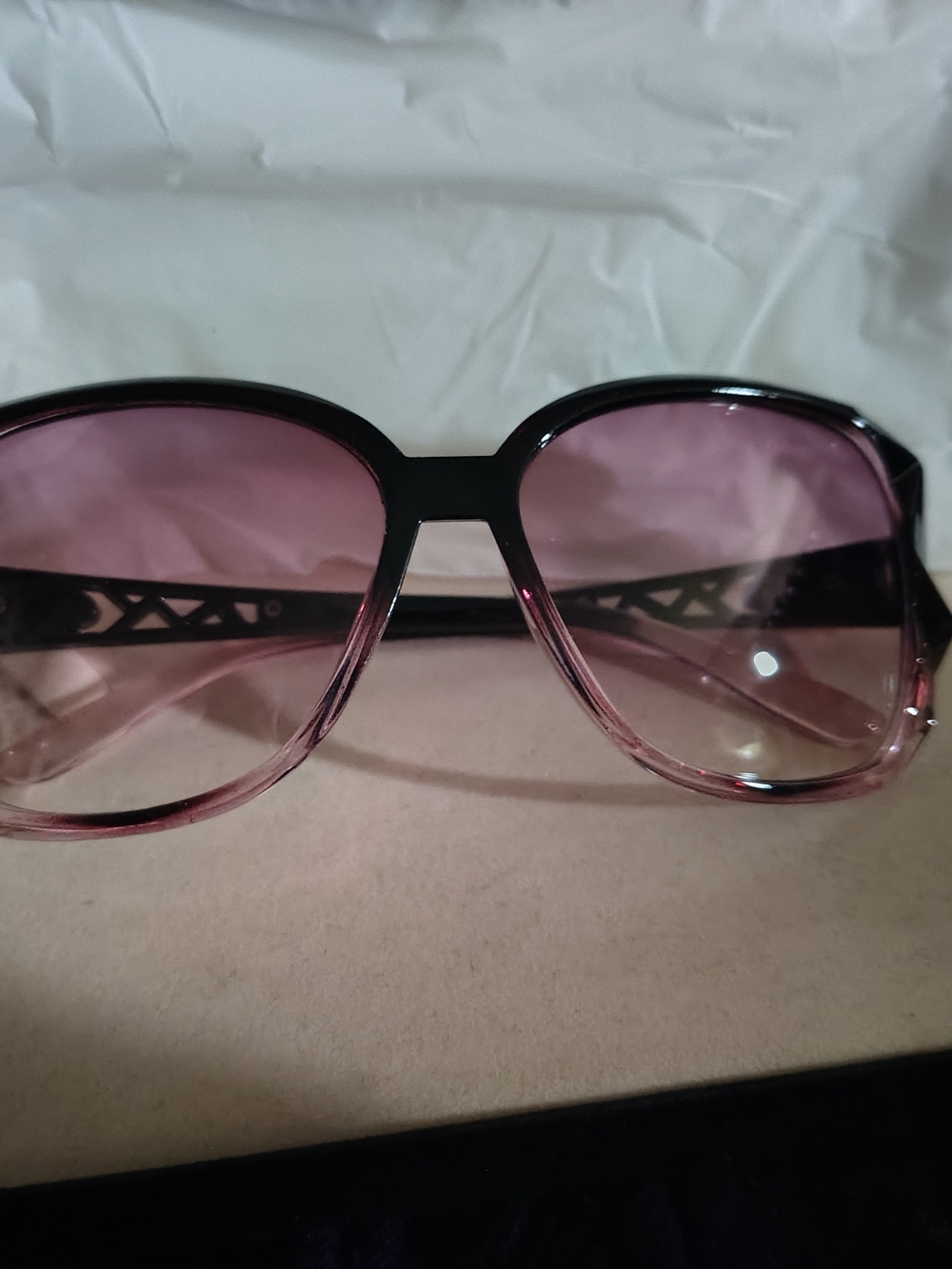 😎 New Black & Pink Ombre Women's Oversized Butterfly Sunglasses - UV400